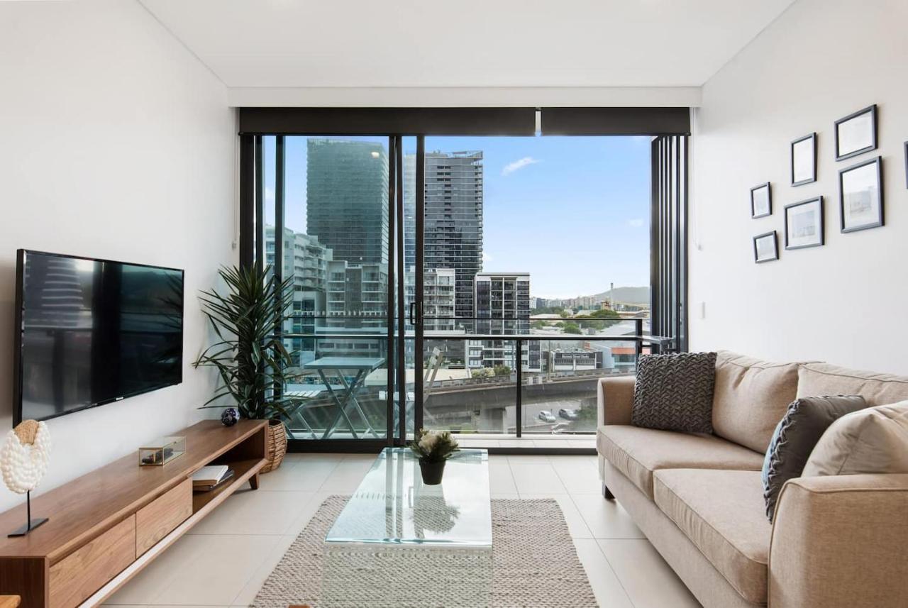 Chic 1brm With Pool & Gym * Brisbane